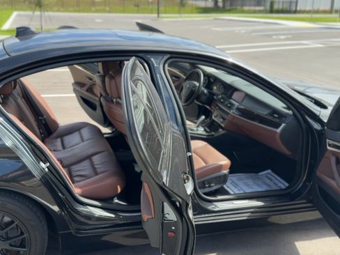 Used 2013 BMW 528i Sedan image 9