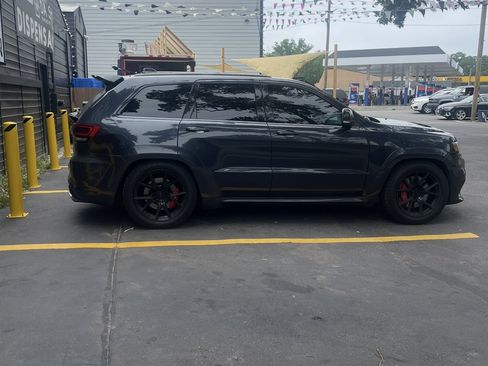 Used 2014 Jeep Grand Cherokee SRT8 w/ Luxury Group II image 5