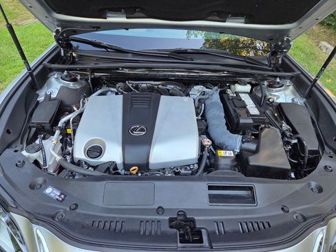 Used 2022 Lexus ES 350 w/ Premium Package image 18