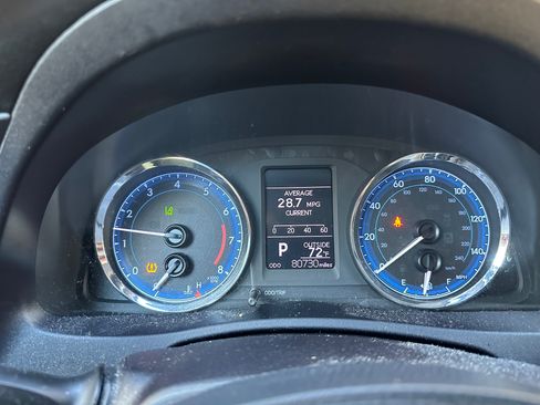 Used 2019 Toyota Corolla LE image 10