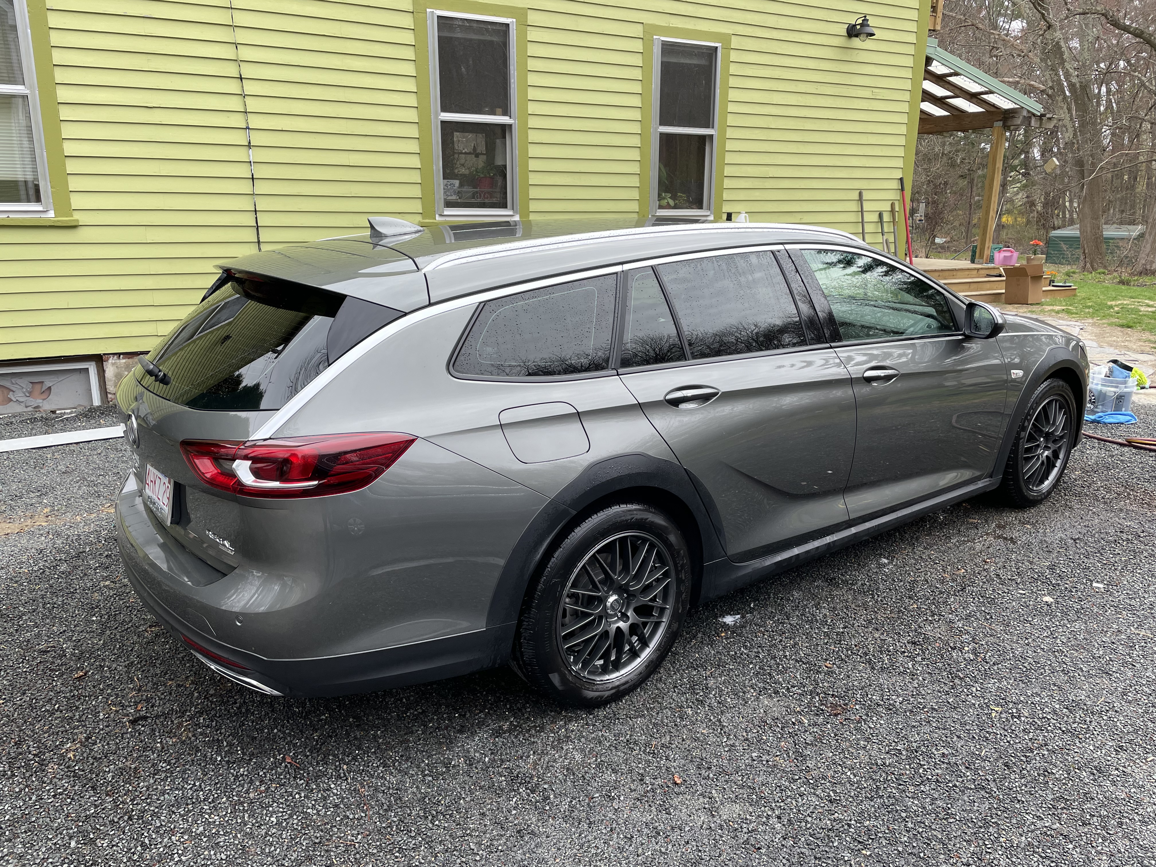 Used 2018 Buick Regal Essence w/ Driver Confidence Package #1 AWD/4WD image 13