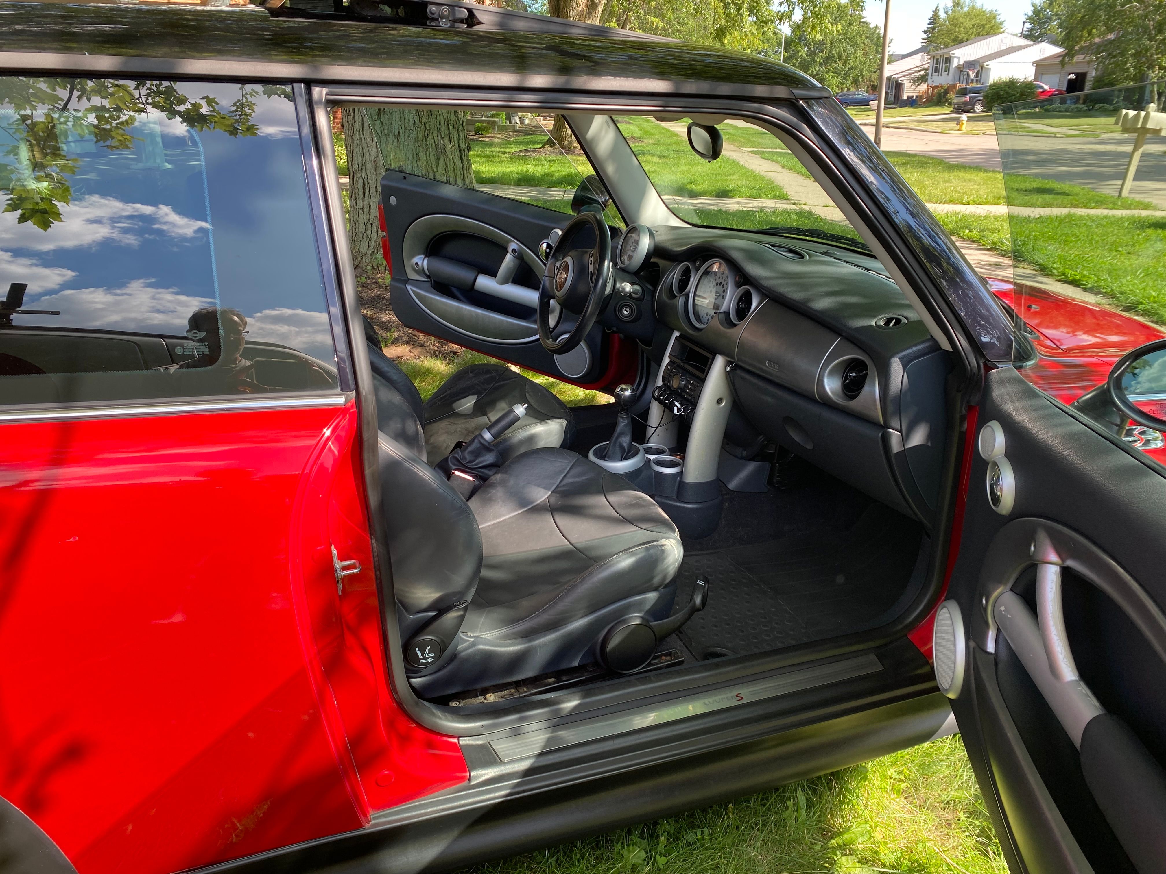 Used 2003 MINI Cooper S FWD image 8