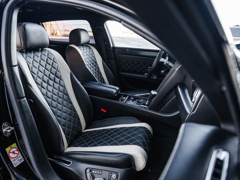 Used 2017 Bentley Flying Spur S W12 image 28