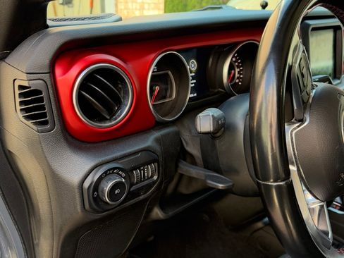 Used 2020 Jeep Wrangler Unlimited Rubicon image 16