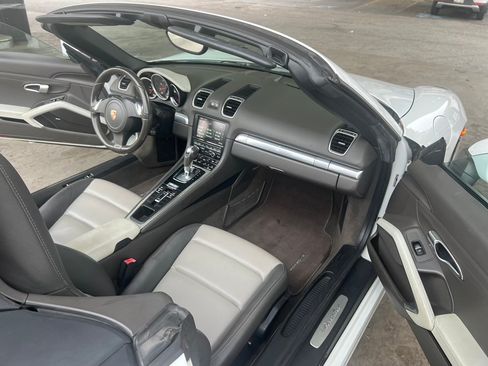 Used 2013 Porsche Boxster image 5