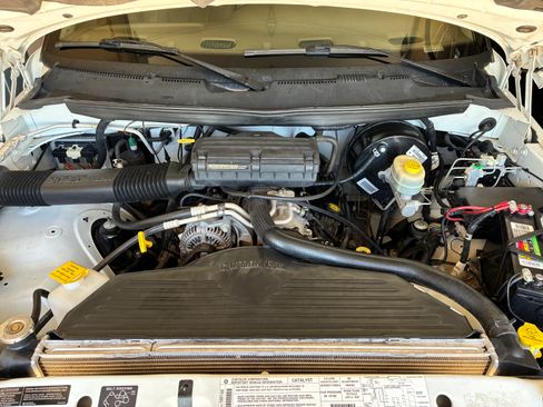 Used 1998 Dodge Ram 1500 Truck 4x4 Quad Cab image 4
