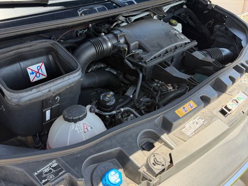 Used 2021 Mercedes-Benz Sprinter 2500 image 26