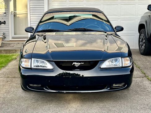Used 1997 Ford Mustang GT RWD image 1