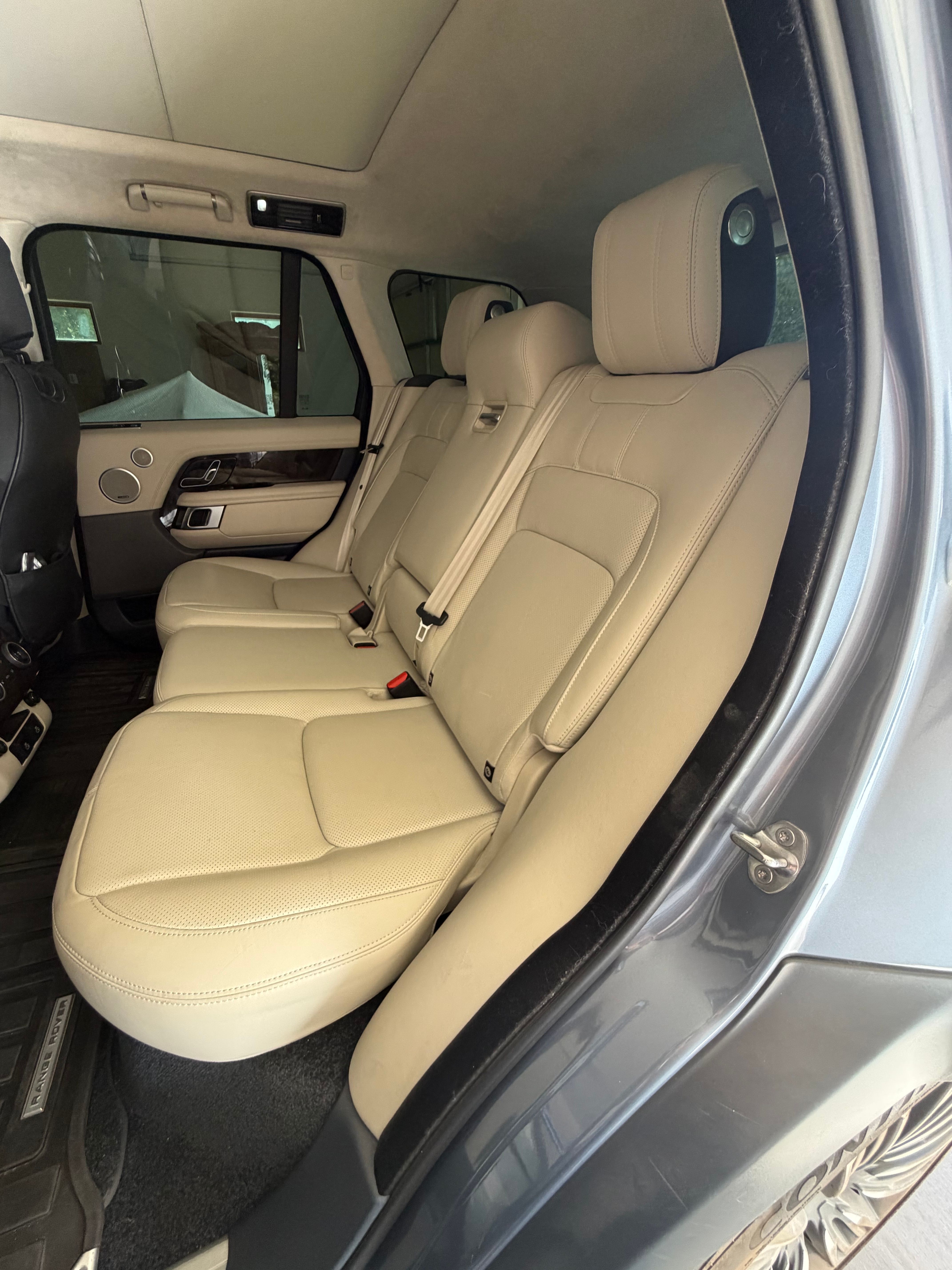 Used 2022 Land Rover Range Rover P525 Westminster Edition AWD/4WD image 21