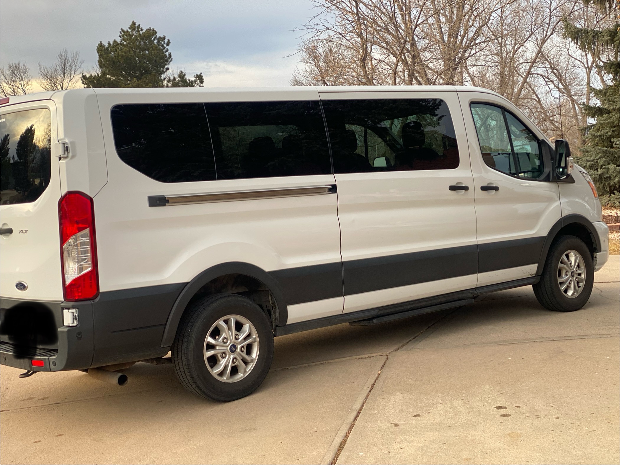 Used 2021 Ford Transit 350 XLT RWD image 4