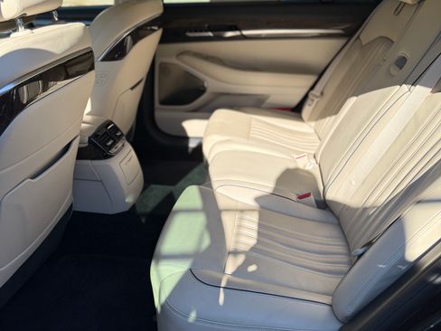 Used 2017 Genesis G90 5.0 Ultimate image 16