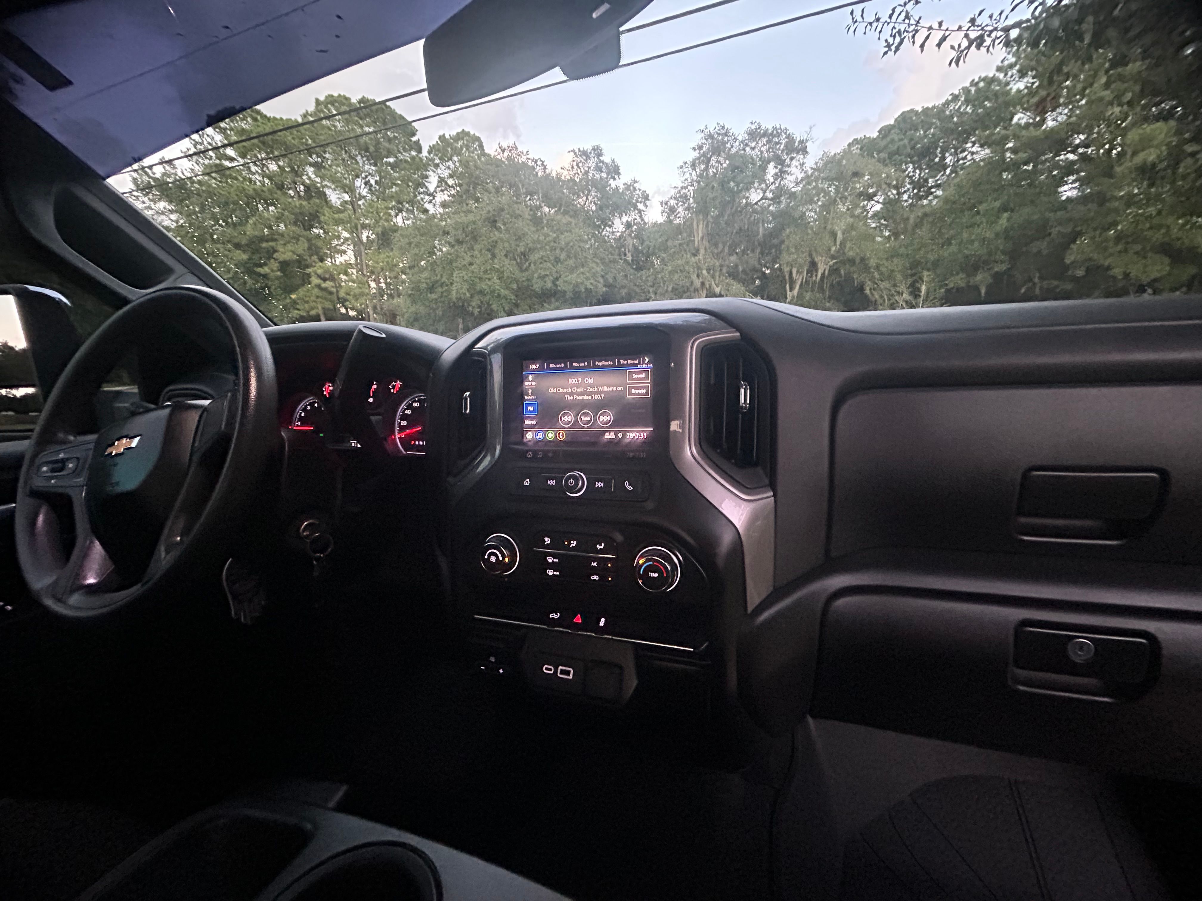 Used 2021 Chevrolet Silverado 2500 Custom w/ Custom Value Package AWD/4WD image 10