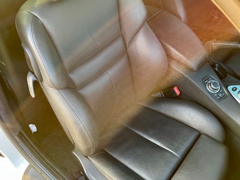 Used 2010 BMW M6 Coupe image 32