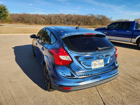 Used 2012 Ford Focus SE image 2