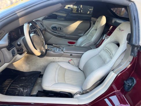 Used 2003 Chevrolet Corvette Convertible w/ Preferred Equipment Group1 image 18