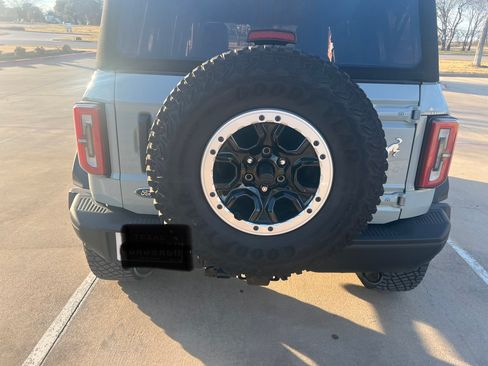 Used 2021 Ford Bronco Badlands image 5