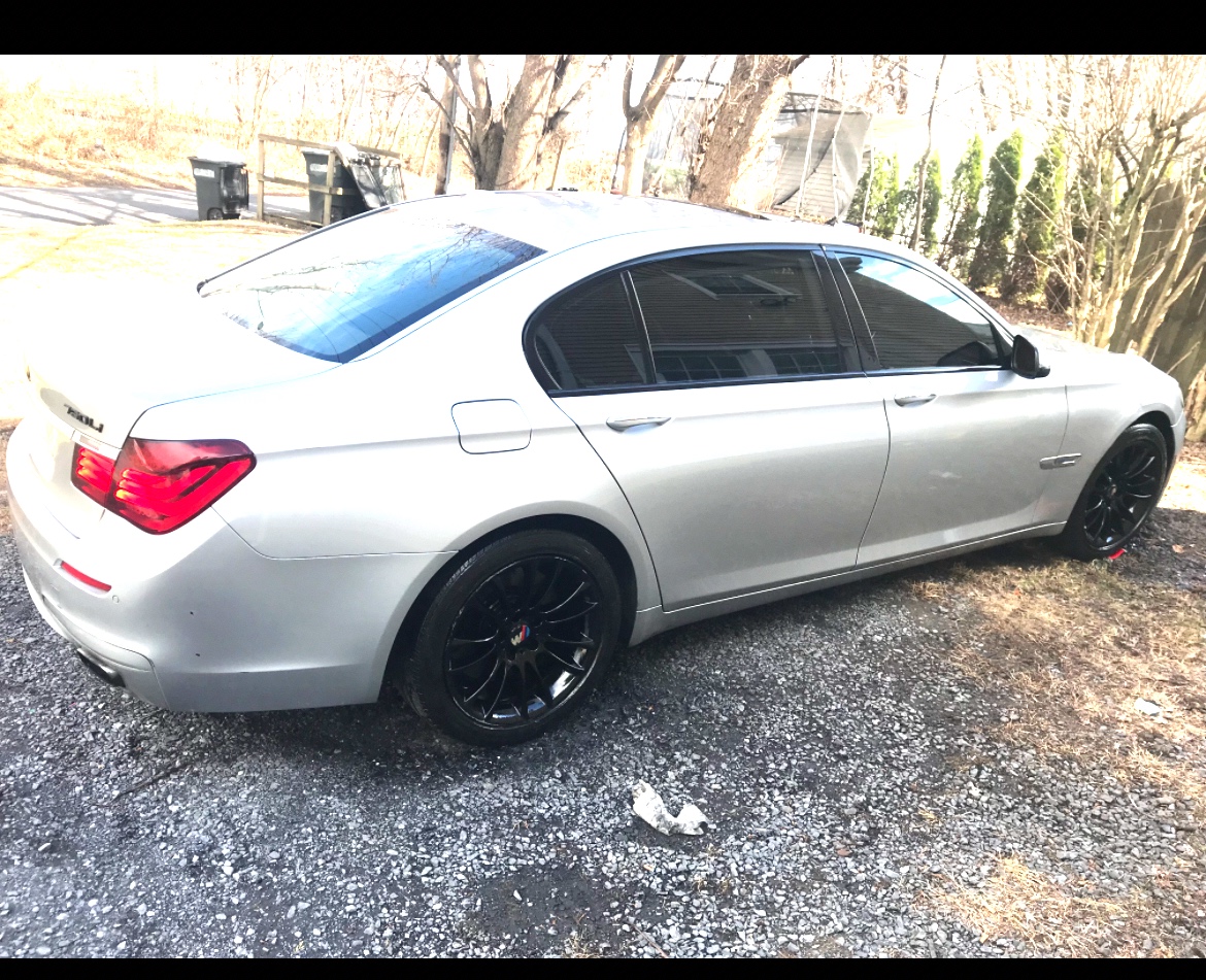 Used 2014 BMW 750Li xDrive AWD/4WD image 6