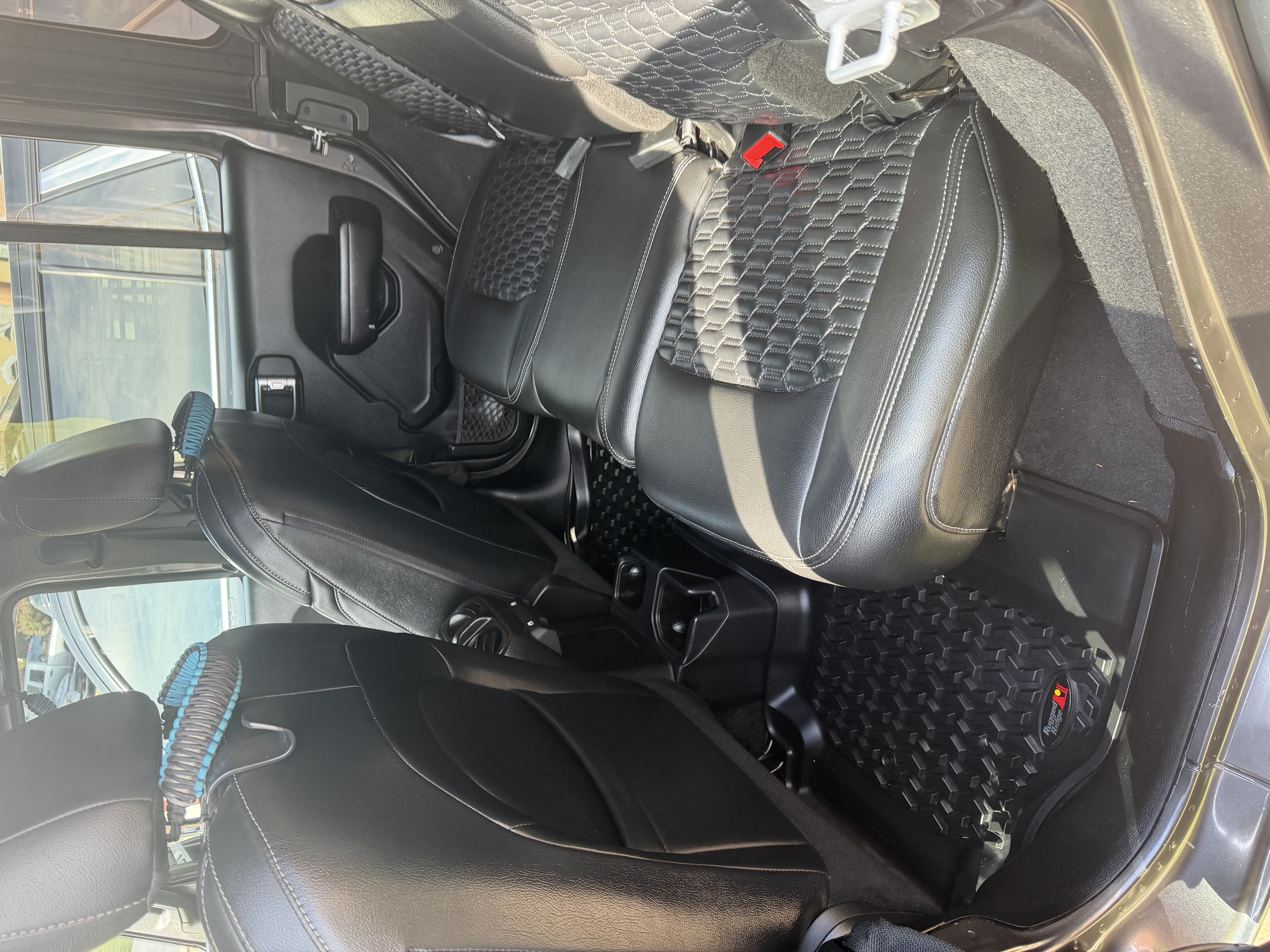 Used 2018 Jeep Wrangler Unlimited Sport S AWD/4WD image 5