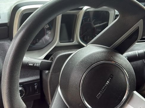 Used 2011 Chevrolet Camaro LT RWD image 12