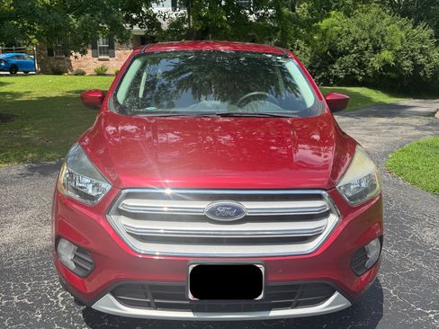 Used 2017 Ford Escape SE FWD image 6