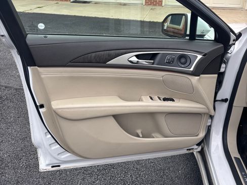 Used 2019 Lincoln MKZ Reserve AWD/4WD image 23