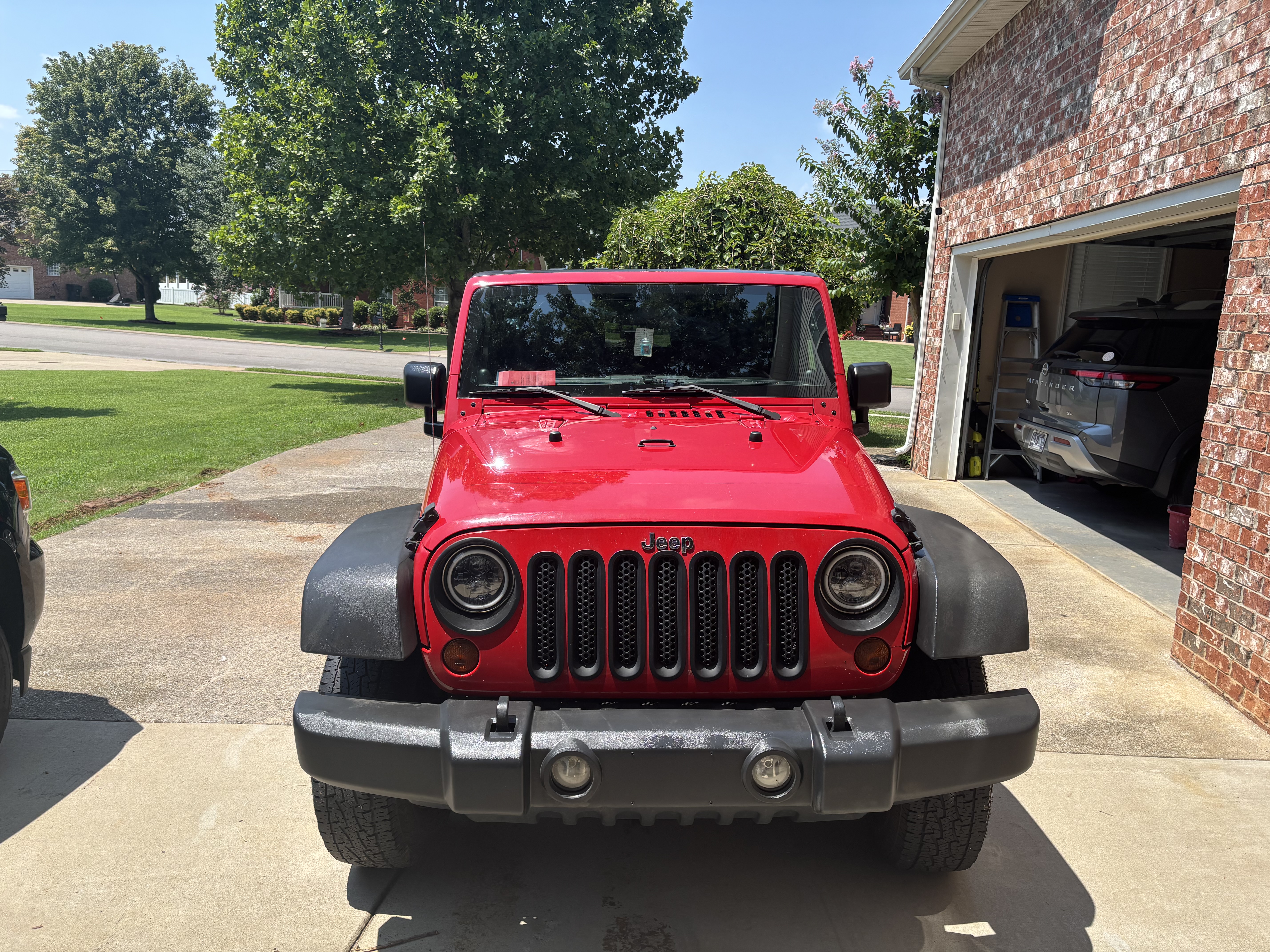 Used 2012 Jeep Wrangler Sport AWD/4WD image 12