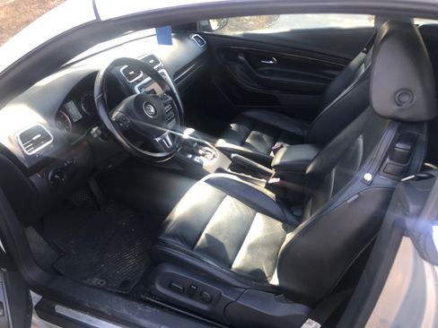 Used 2010 Volkswagen Eos Lux image 9