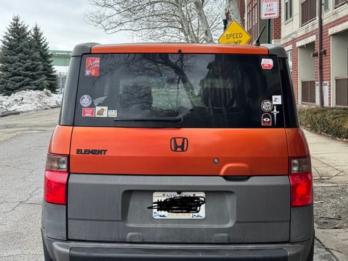 Used 2004 Honda Element EX image 9