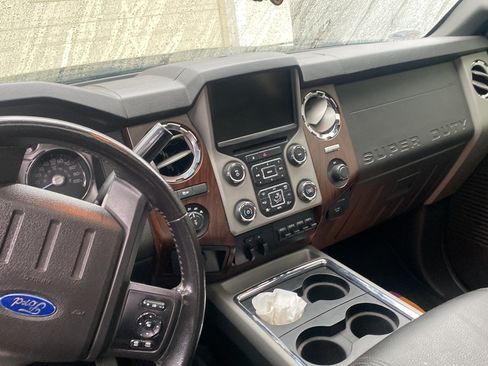 Used 2014 Ford F350 Lariat w/ Lariat Ultimate Package image 5