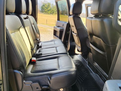 Used 2015 Ford F250 Lariat w/ Chrome Package image 8