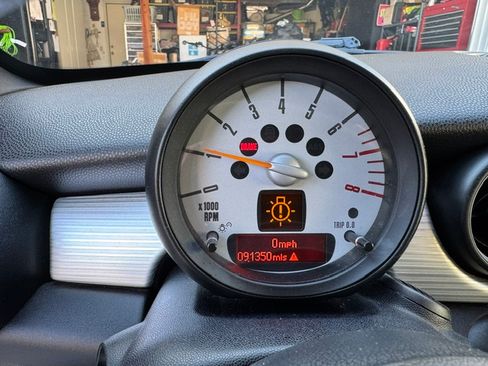 Used 2014 MINI Cooper Coupe FWD image 14