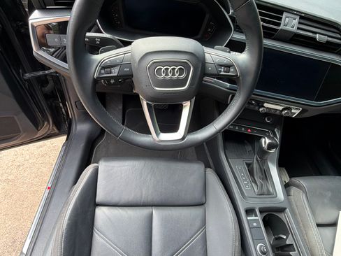 Used 2021 Audi Q3 2.0T Premium Plus w/ Premium Plus Package AWD/4WD image 8