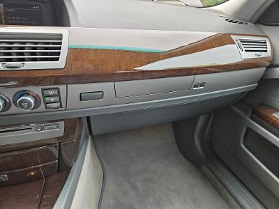 Used 2008 BMW 750Li RWD image 18
