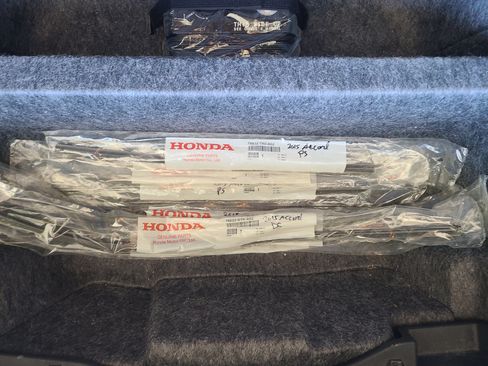 Used 2015 Honda Accord Touring image 15