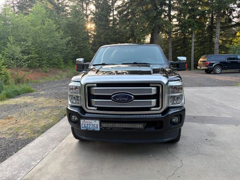 Used 2015 Ford F350 Platinum AWD/4WD image 2