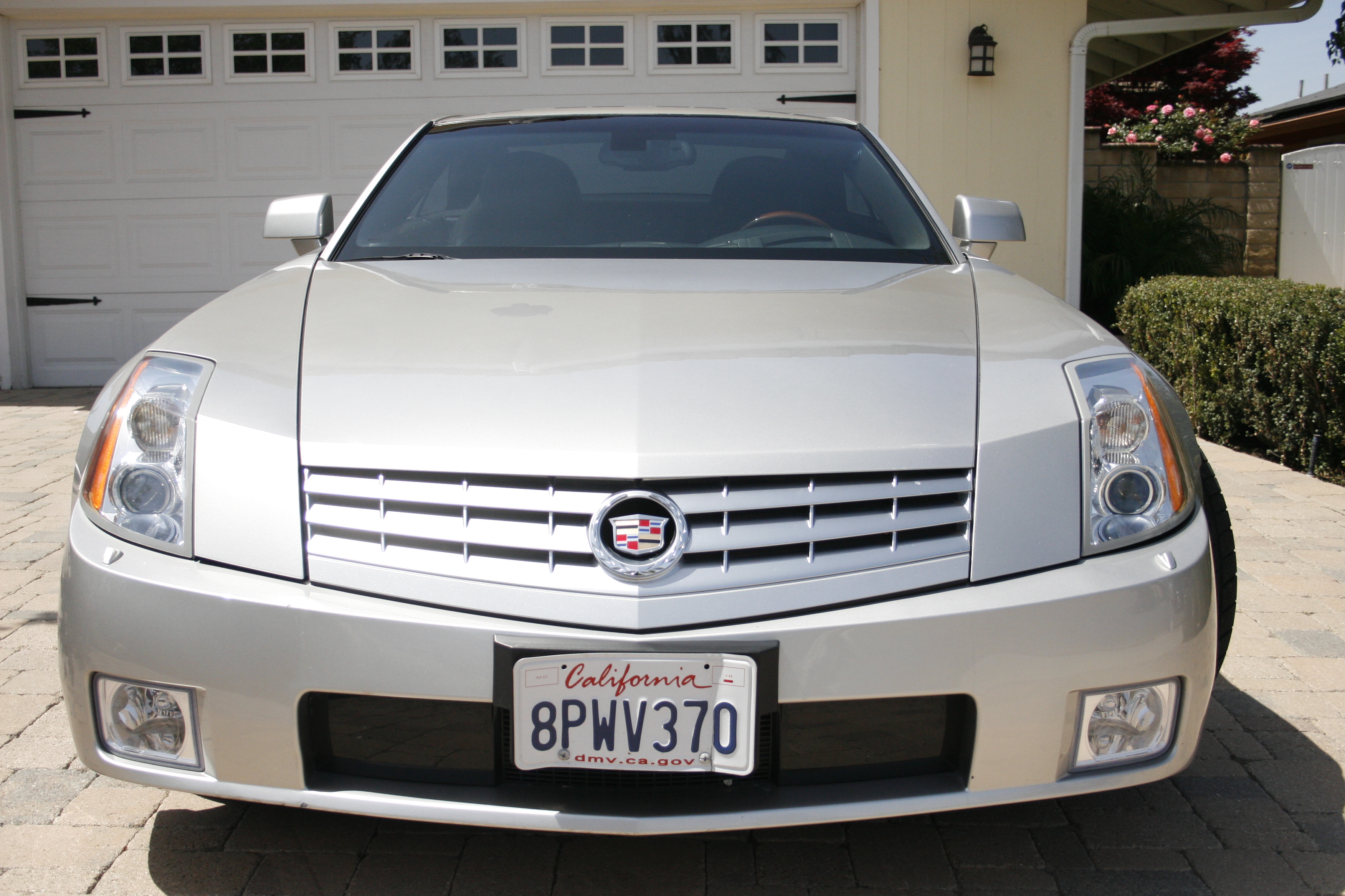 Used 2006 Cadillac XLR RWD image 5