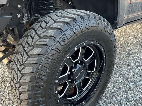 Used 2017 Ford F250 Lariat w/ Lariat Ultimate Package image 12