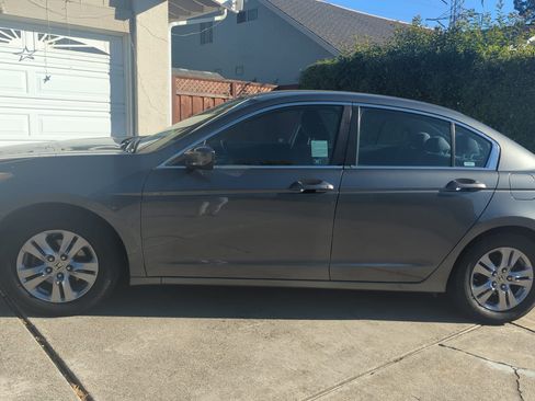 Used 2012 Honda Accord LX image 6