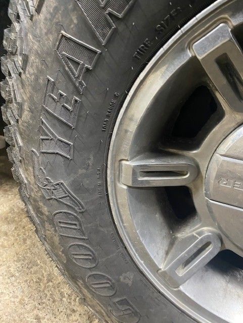 Used 2006 HUMMER H2 SUT w/ Limited Edition H2 AWD/4WD image 10