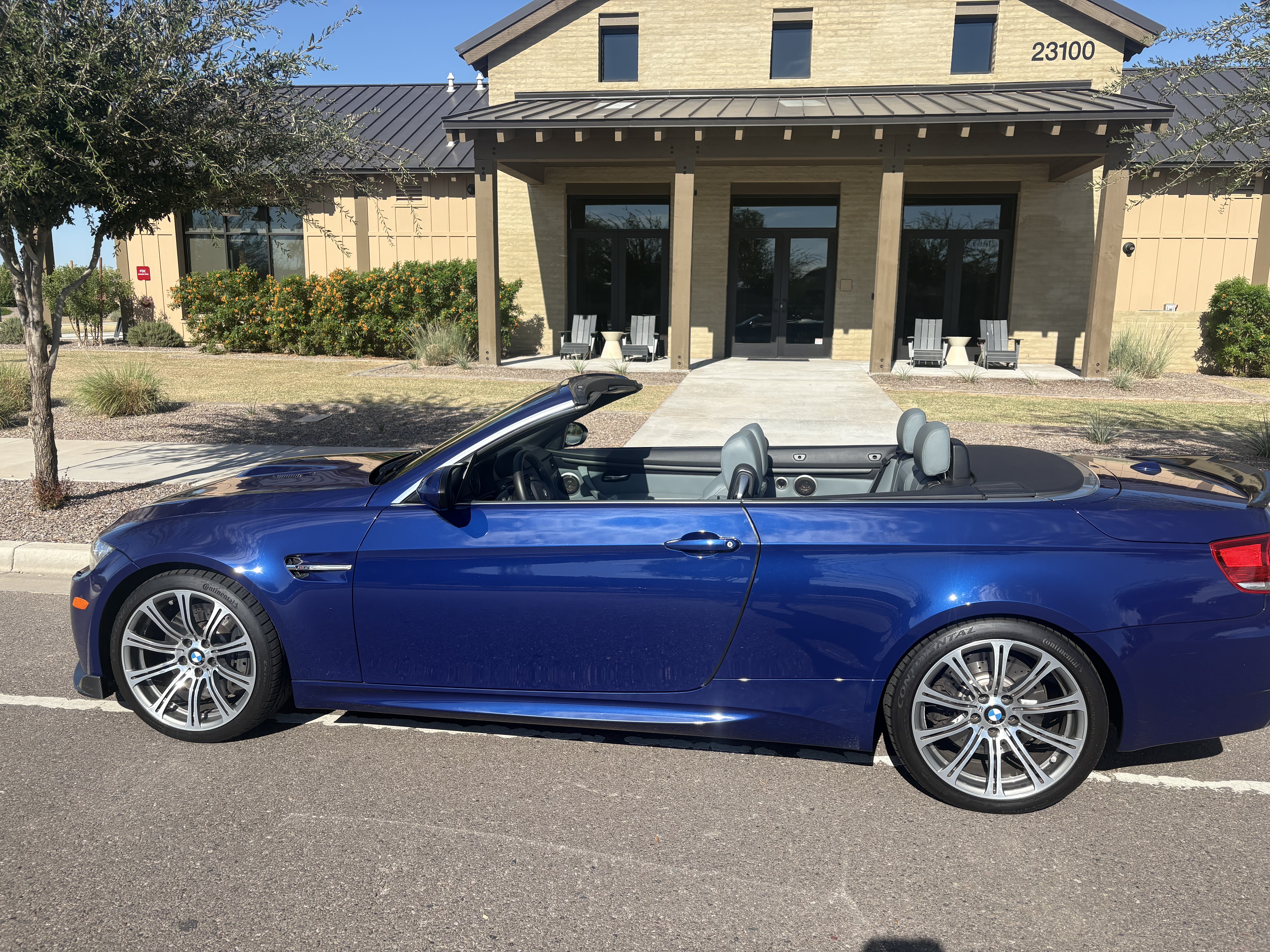 Used 2008 BMW M3 Convertible RWD image 5