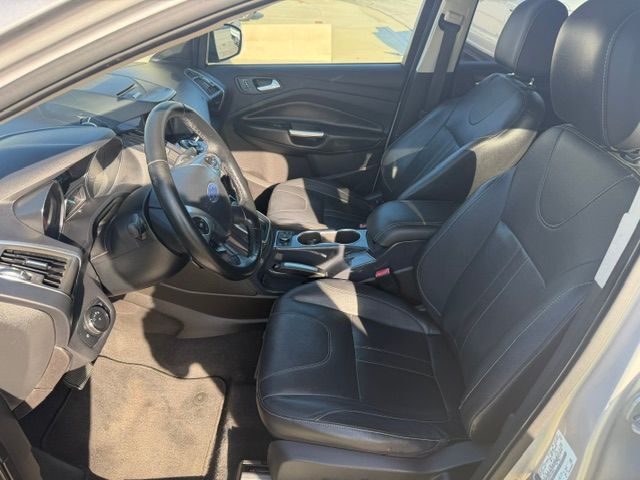 Used 2013 Ford Escape Titanium w/ Parking Technology Pkg FWD image 12
