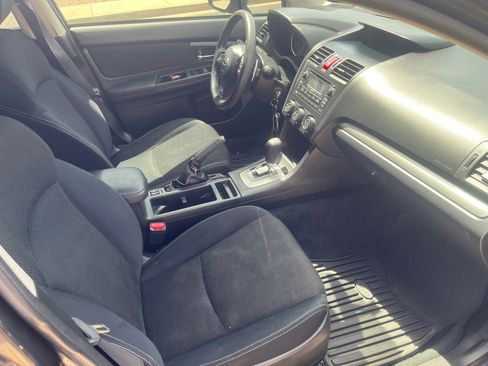 Used 2013 Subaru Crosstrek 2.0i Premium AWD/4WD image 10