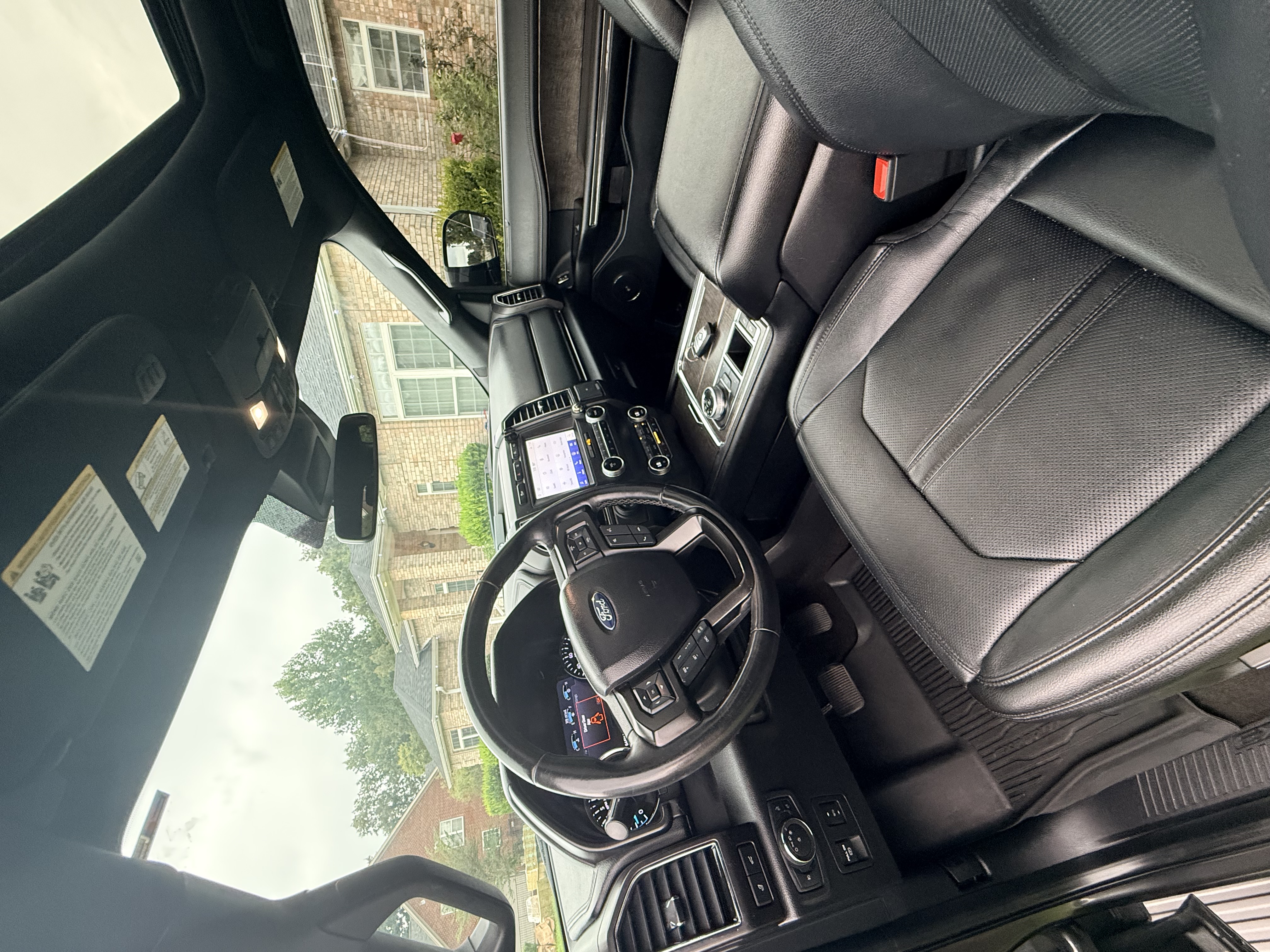Used 2020 Ford Expedition Limited w/ Equipment Group 302A RWD image 25