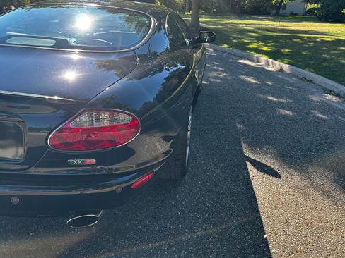 Used 2003 Jaguar XK8 Coupe RWD image 6
