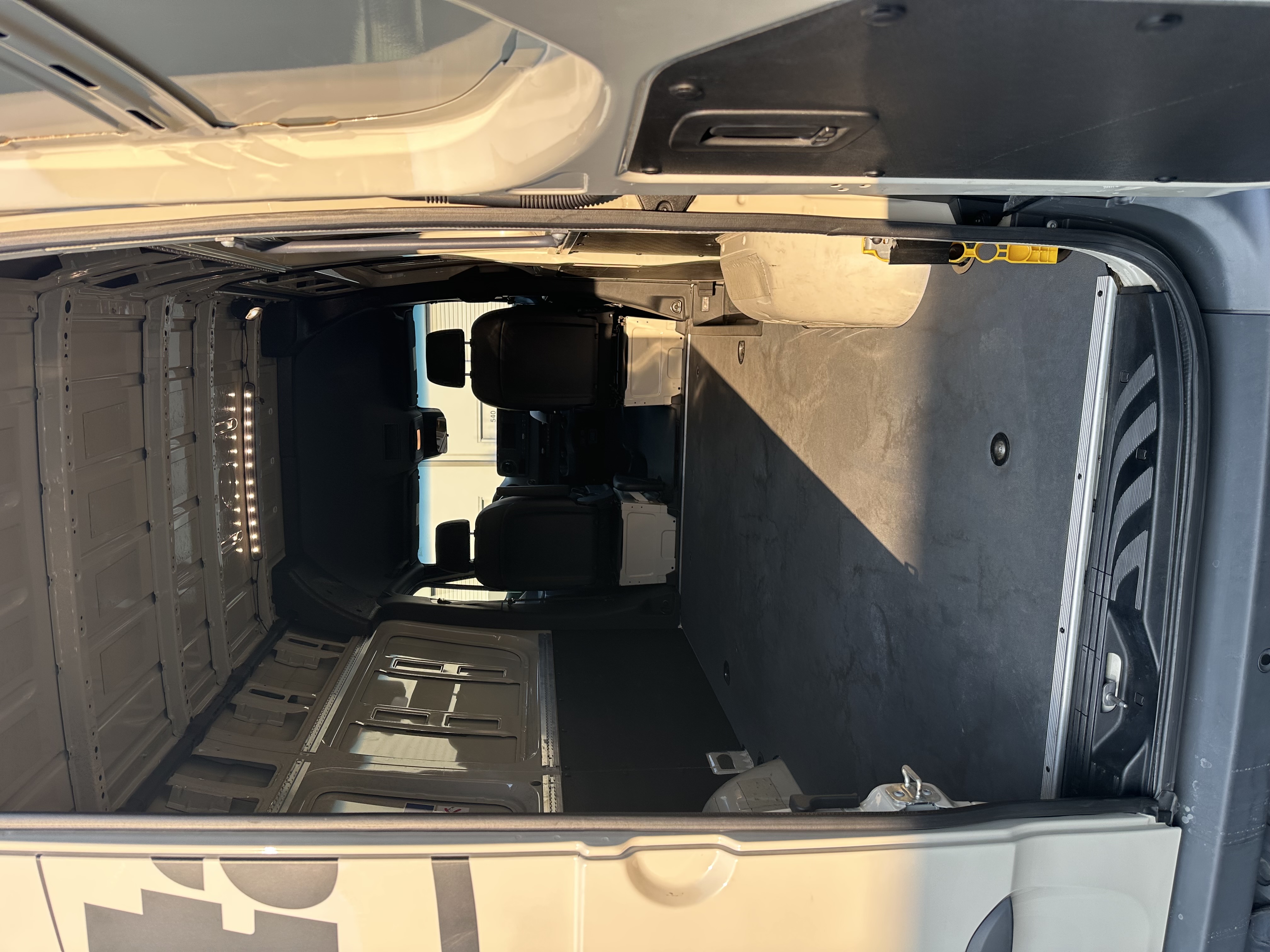 Used 2023 Mercedes-Benz Sprinter 2500 image 22