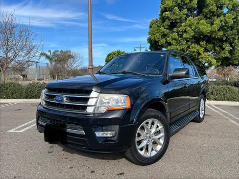 Used 2017 Ford Expedition Limited image 1