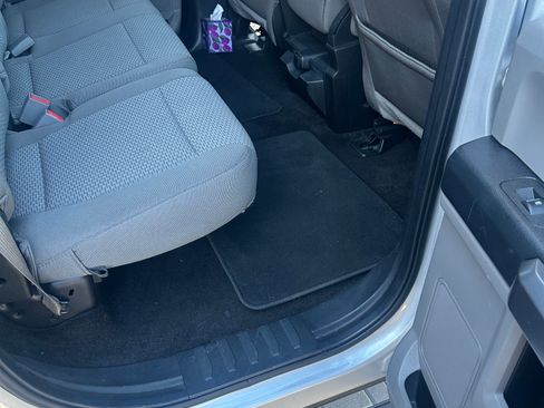 Used 2019 Ford F150 XLT w/ Equipment Group 302A Luxury image 13