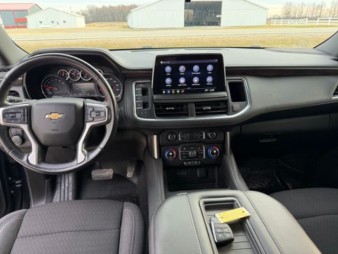 Used 2021 Chevrolet Suburban LS w/ Driver Alert Package image 12