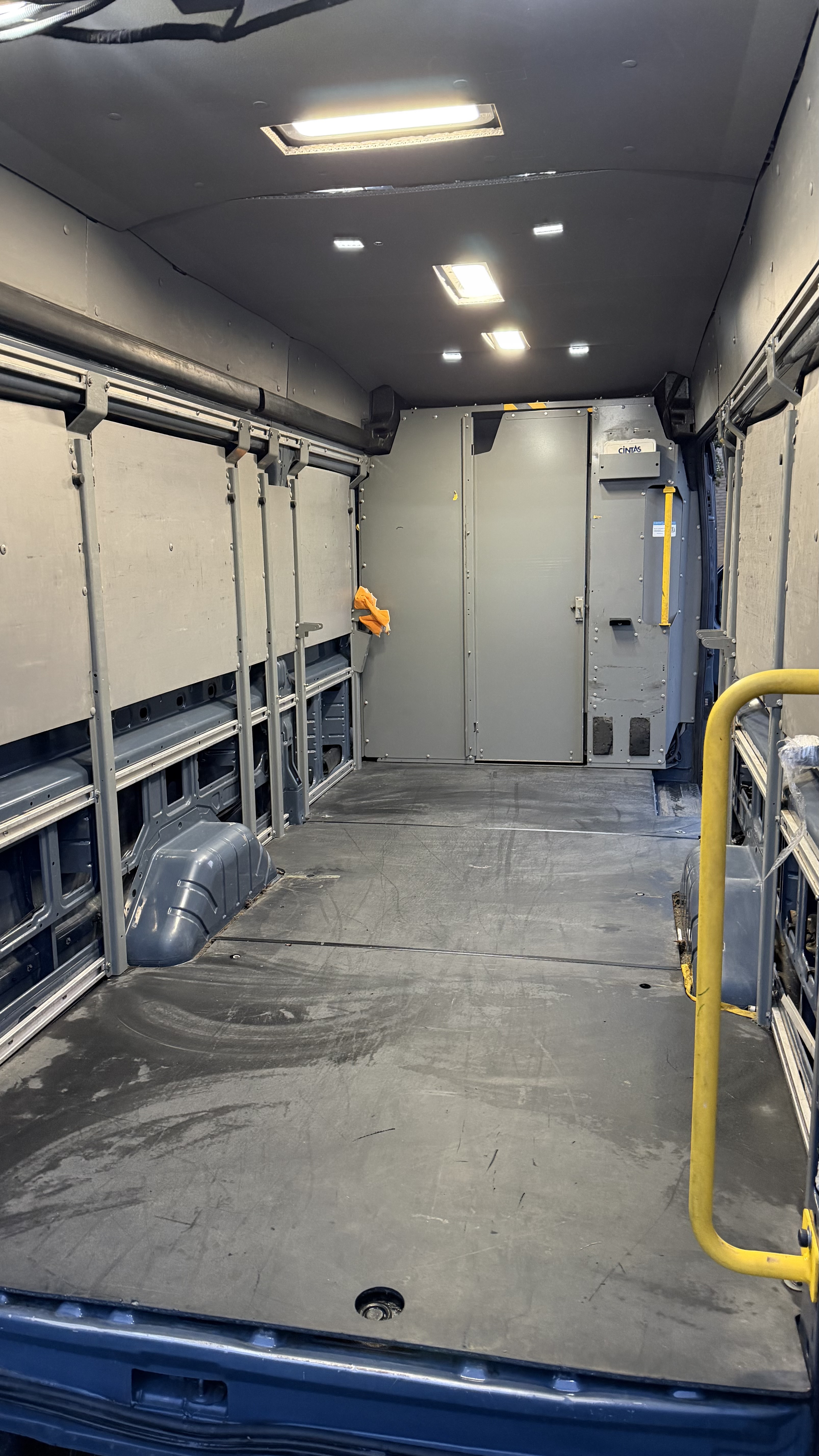 Used 2019 Ford Transit 250 148 High Roof Extended RWD image 13
