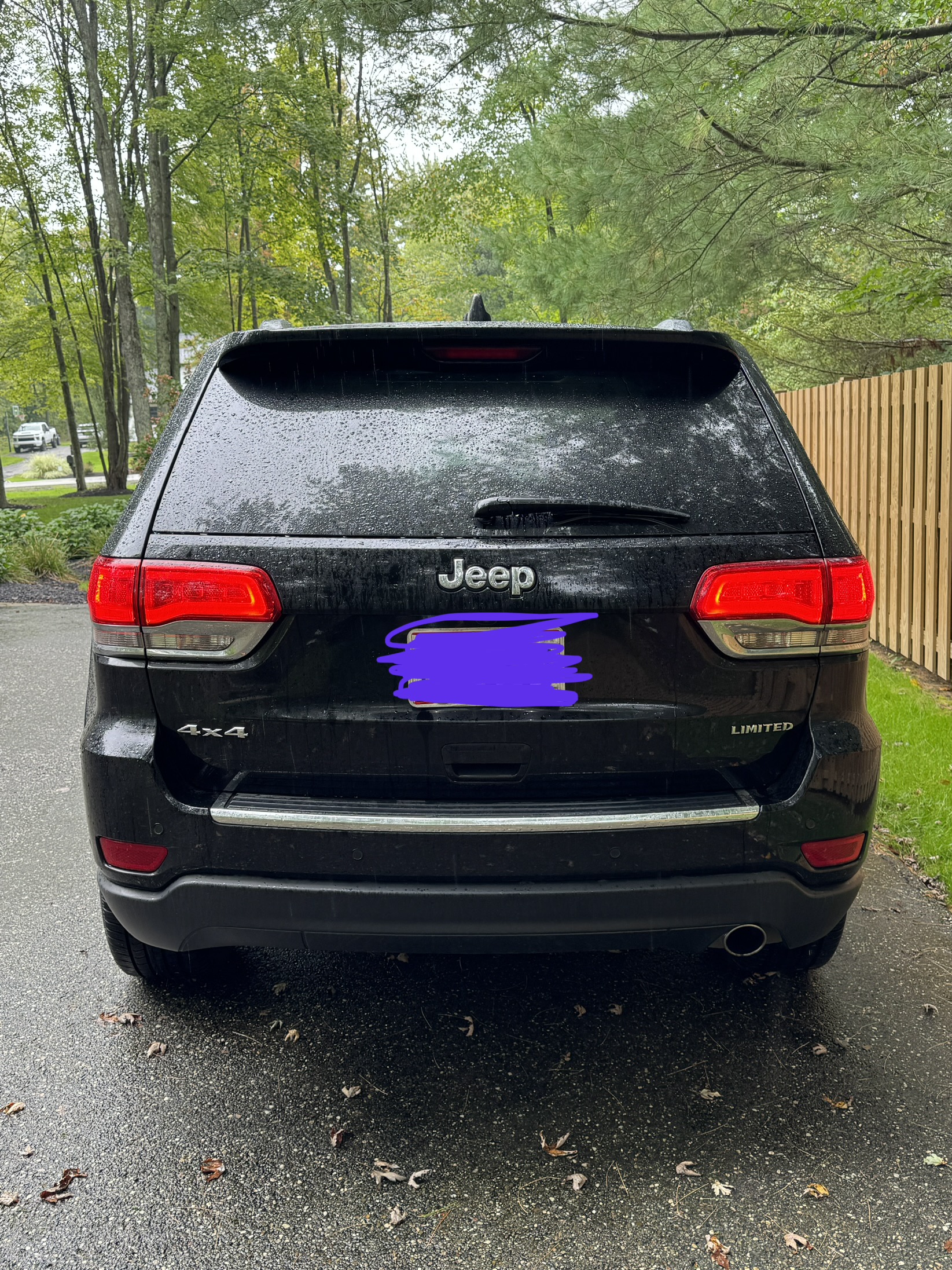 Used 2019 Jeep Grand Cherokee Limited w/ Luxury Group II AWD/4WD image 2